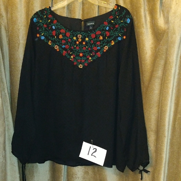 Torrid Black Blouse with Colorful Floral Embroidery, Size 1 - Picture 1 of 4